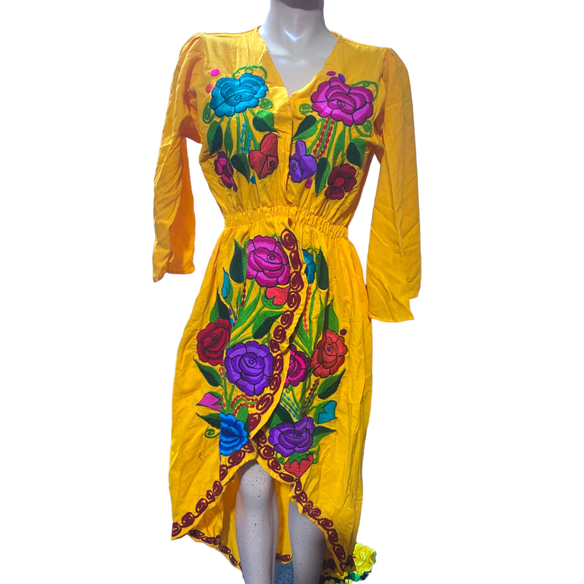 Yellow long-tailed dress with embroidered flowers of different sizes in purple, blue and pink.